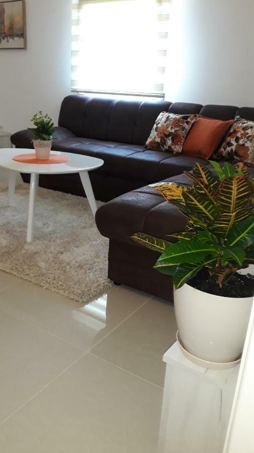 Apartmani Stijepovic Podgorica Ngoại thất bức ảnh