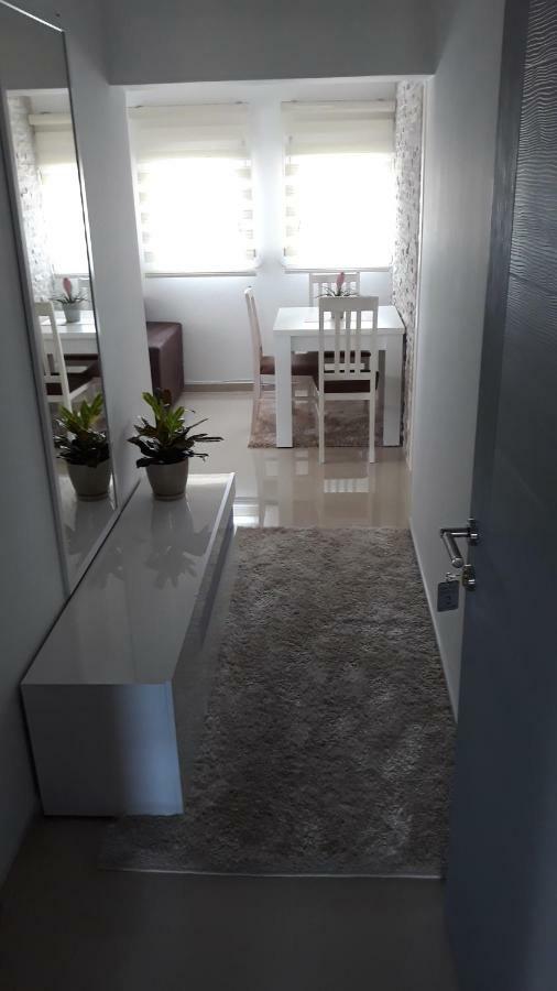 Apartmani Stijepovic Podgorica Ngoại thất bức ảnh